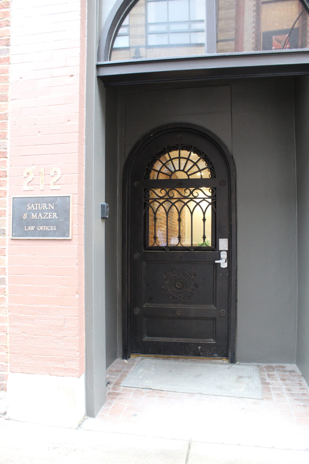 212 3rd Avenue Entrance