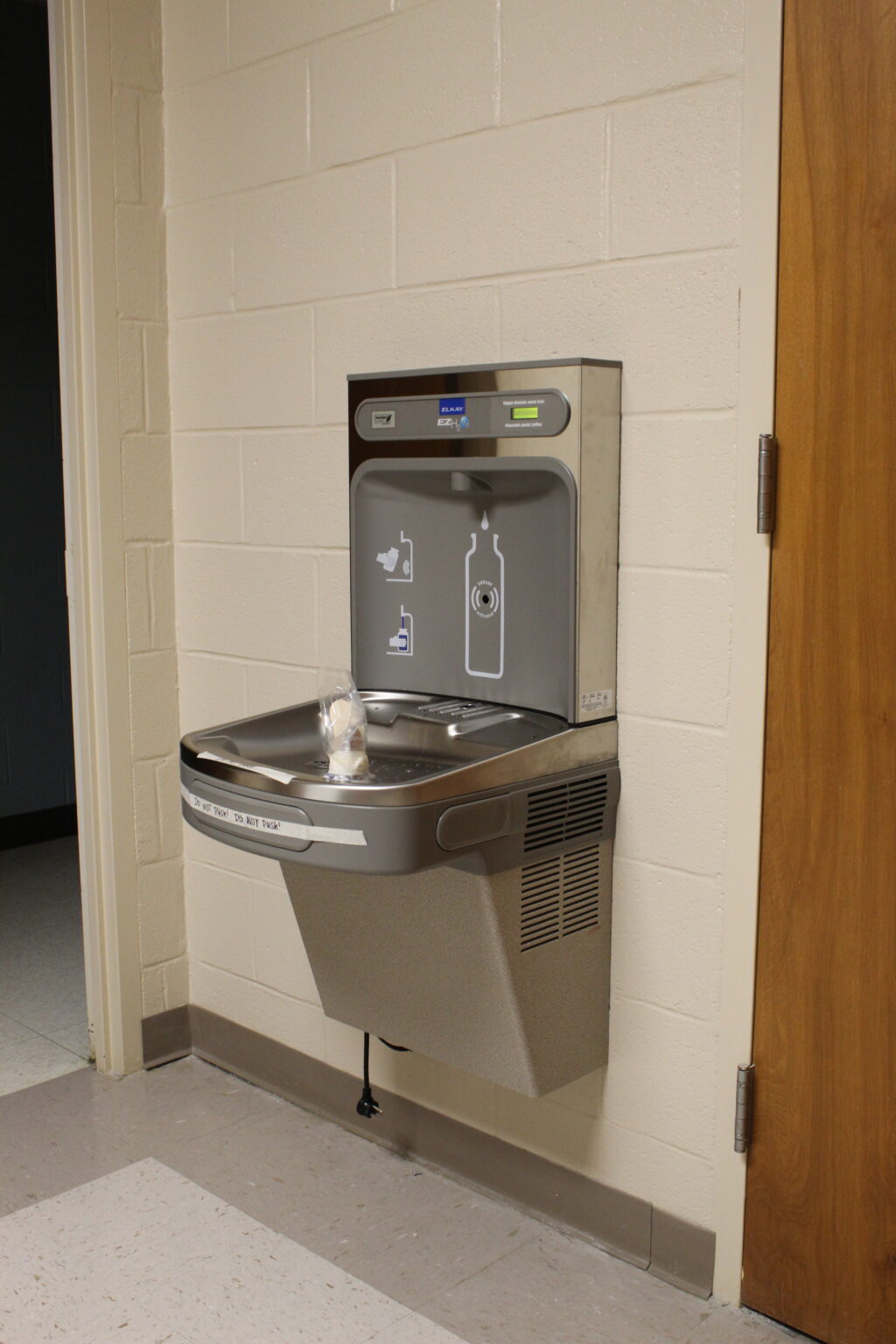 CalvaryUMCWaterfountain2