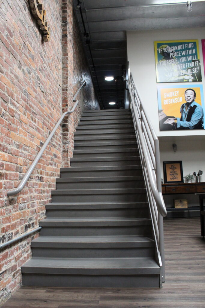 HostilConferenceroomstairs